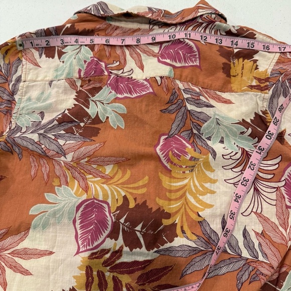 Aeropostale “The Resort Shirt” Orange/Gold Floral/Fauna Cotton Men’s Size Small - Picture 4 of 9